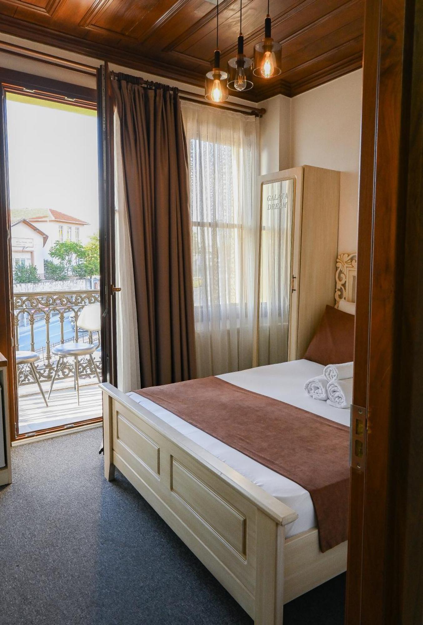 Galata Dream Hotel Istanbul Bagian luar foto